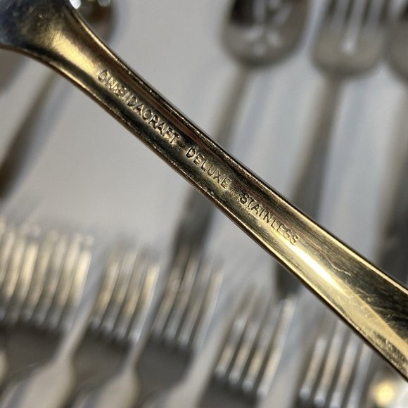 Oneida Oneidacraft Deluxe PROFILE Stainless Flatware 54 pc w Serving pcs Nice - Picture 11 of 13